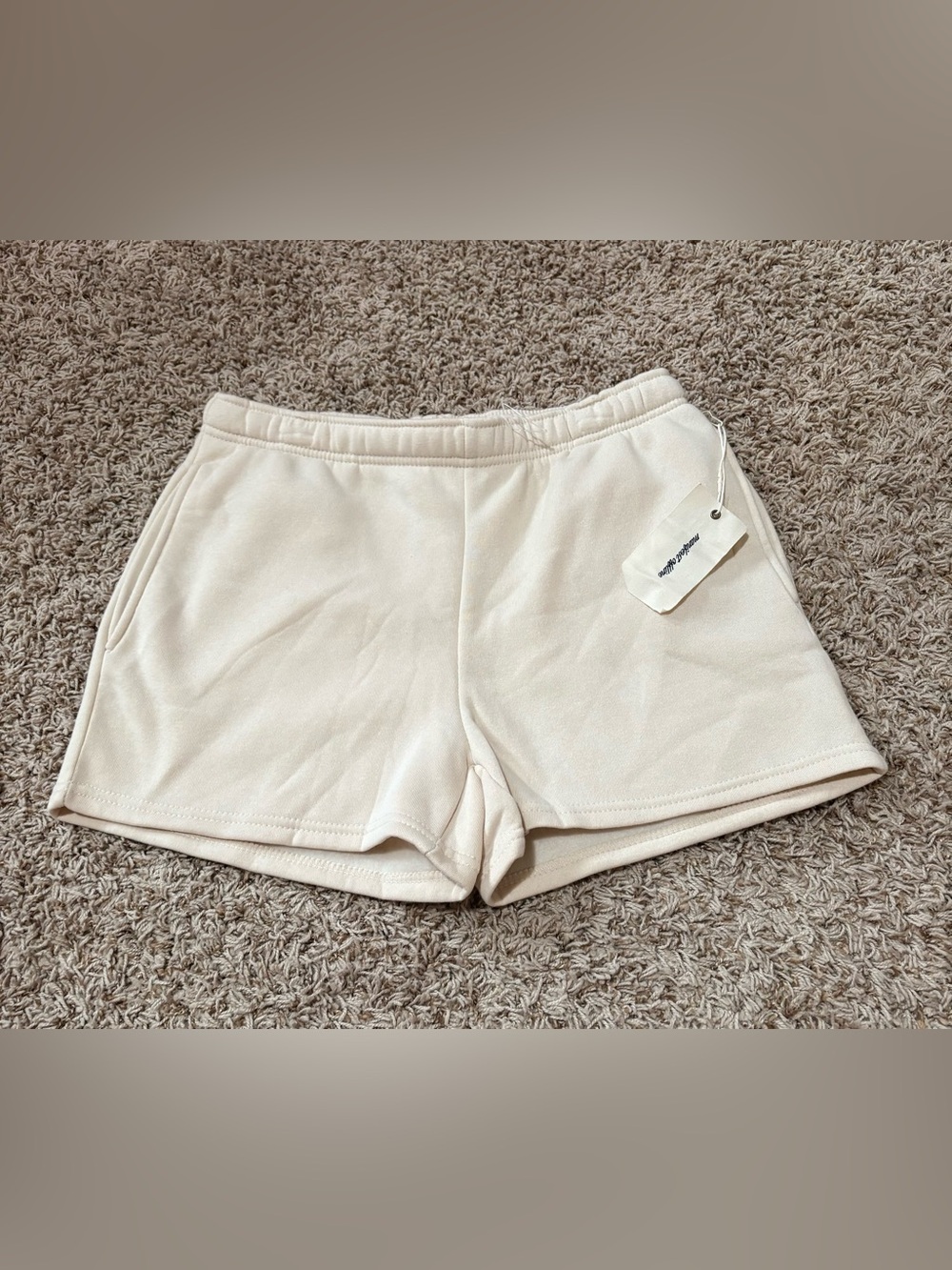 Manifest Offline Cream Lounge Shorts Womens size Large NWT!!